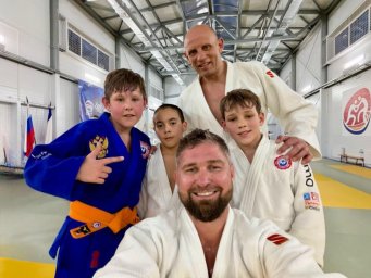 Лидеры борьбы в Крыму обсудили совместные планы по проведению турниров и обучающих программ для молодежи